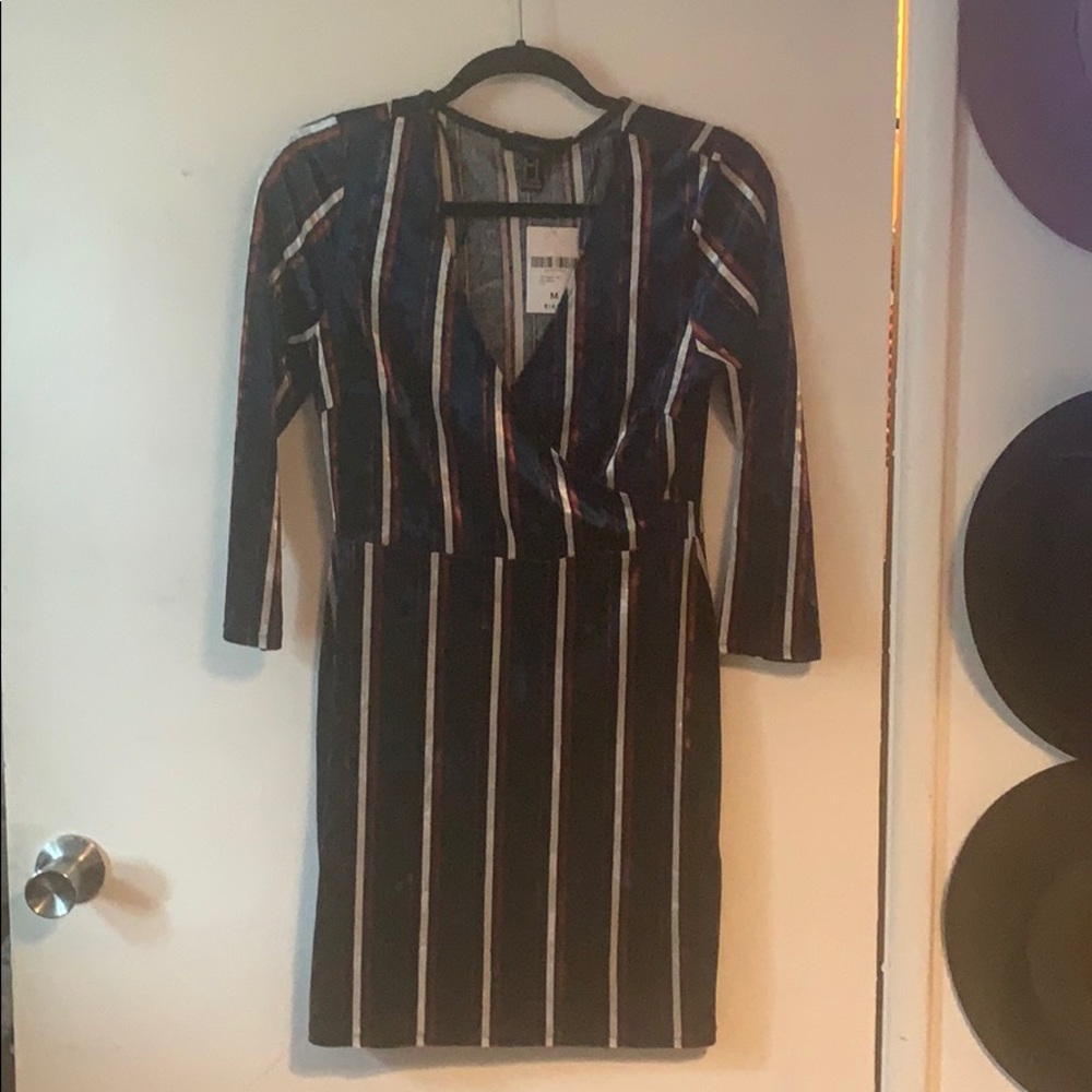Forever 21 velvet dress